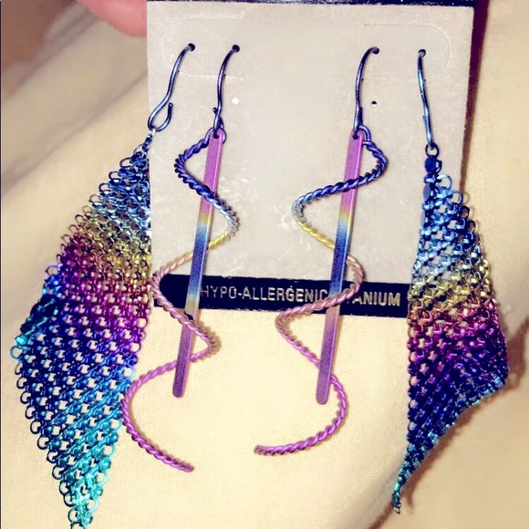 Titanium earrings - Picture 2 of 7